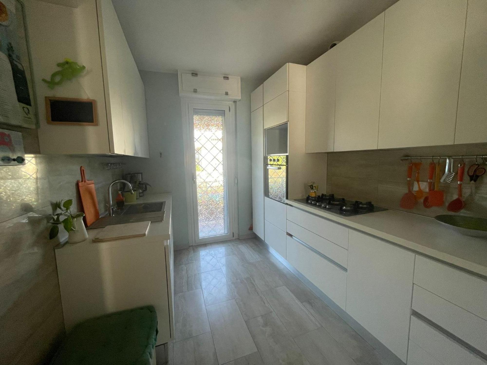 Intero Appartamento Con Giardino E Parcheggio Rome Exterior photo